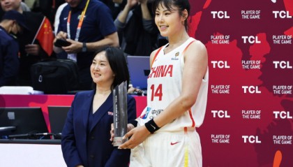 kaiyun sports-中国女篮vs比利时前瞻：李月汝领衔三塔PK梅斯曼 谨防吞首败